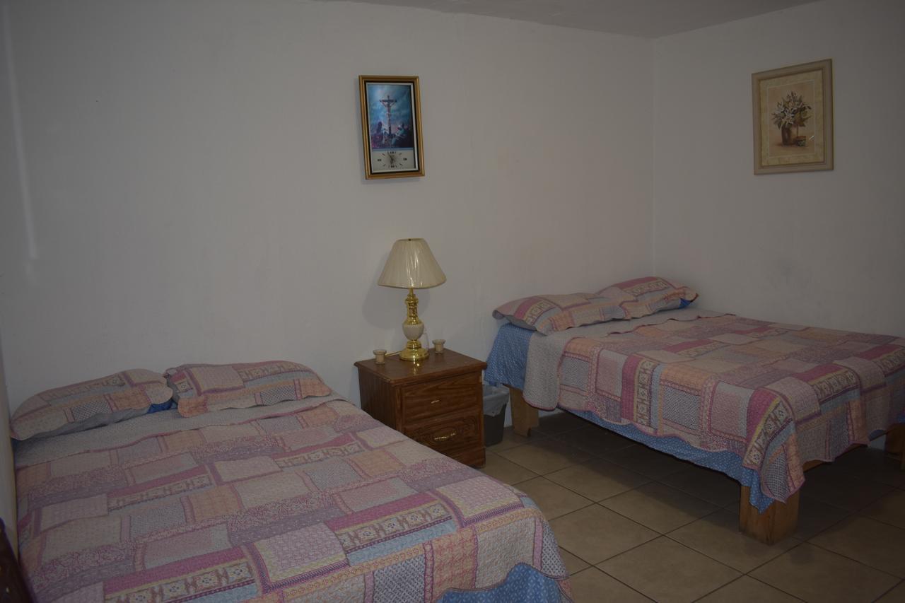 Blanquita Guesthouse Manuel F. Martínez Buitenkant foto